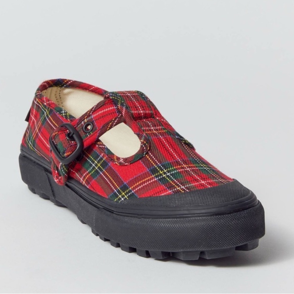 VANS Women’s Style 93 Red Plaid Mary Jane Sneakers Shoes Sz 5.5 NWOB